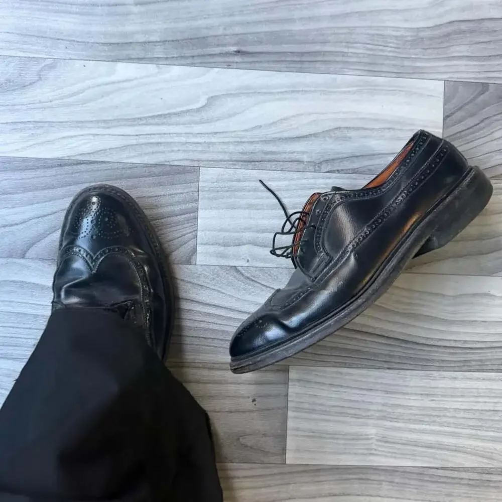 Vintage Thom McAn Master Black Leather Wingtip Oxford Dress Shoes